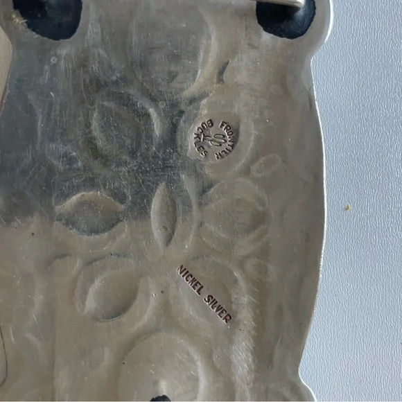 Silver Belt Buckle with Horse Design and Turquoise Accents - Picture 5 of 6